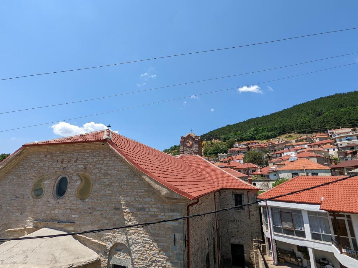 Ξενώνας Λανάρι Ξενοδοχείο Livadi  Εξωτερικό φωτογραφία